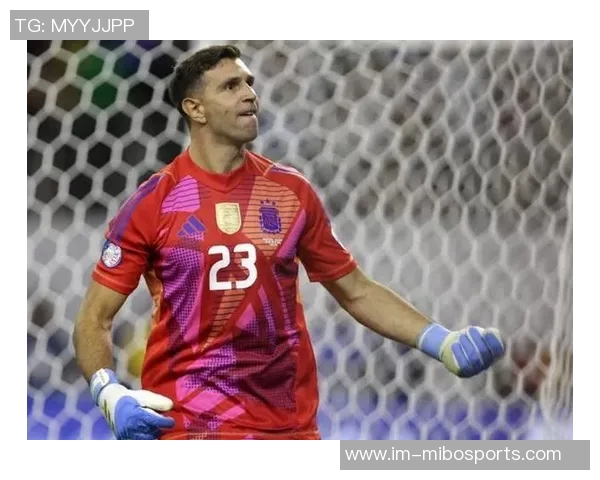 罗马诺透露大马丁被多队关注国米等俱乐部将进行评估 罗马诺透露大马丁被多队关注国米等俱乐部将进行评估